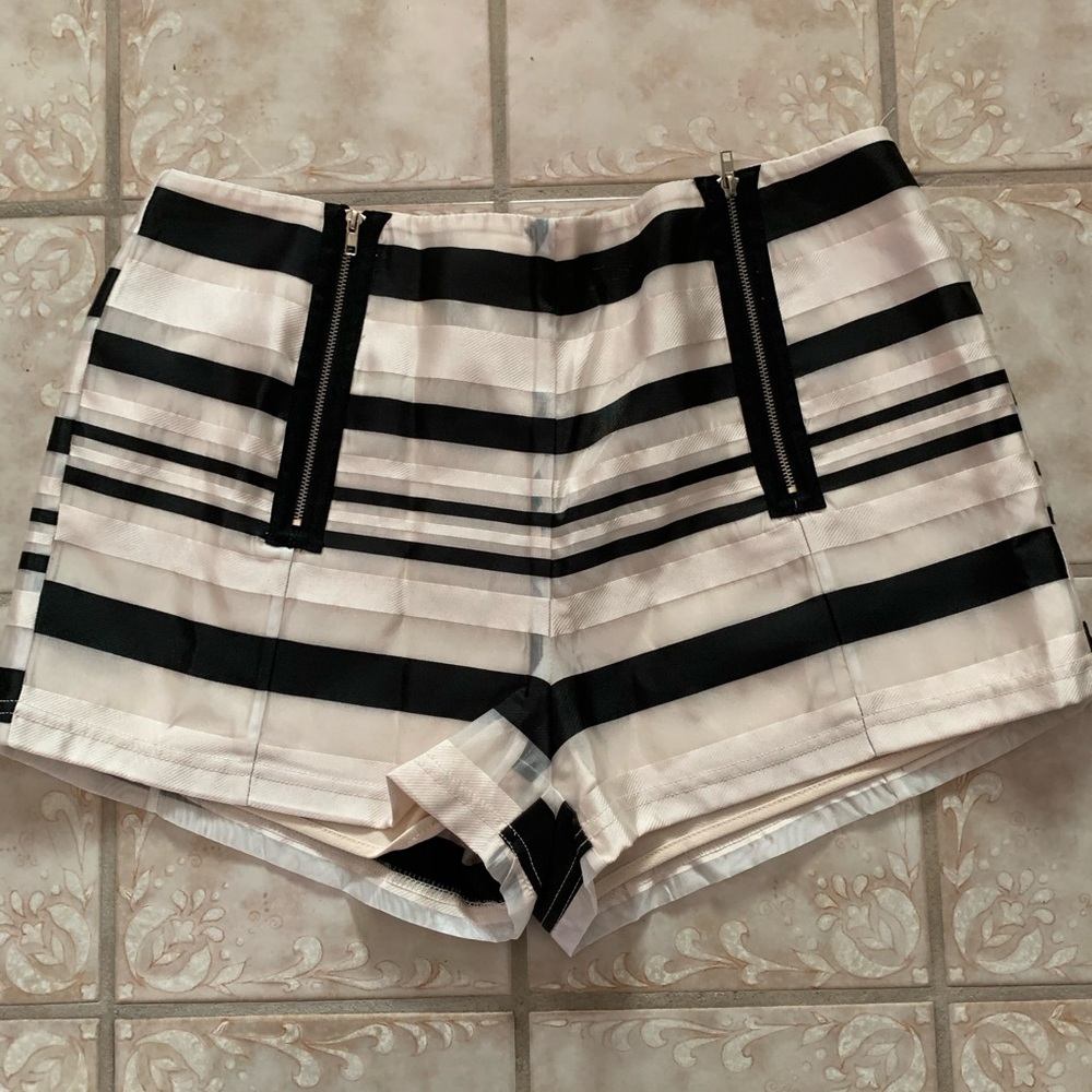 JOA Los Angeles boy shorts striped black/cream